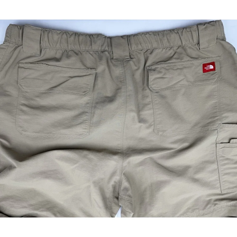 The North Face Size XL Khaki Convertible Pants Zip Off & Red‎ Plaid Shirt Outfit